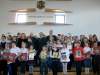 Grupowe zdjęcie wszystkich laureatow i finalistów