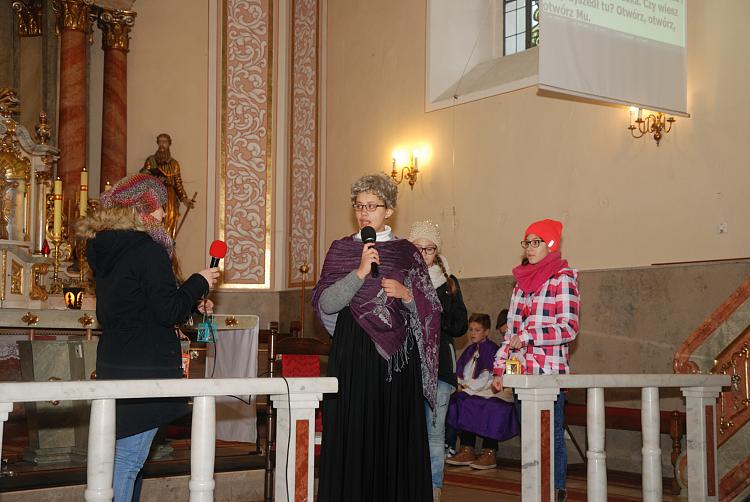 Historia św. Mikołaja w wykonaniu Marianek