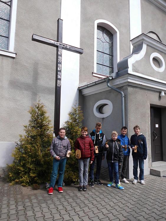 Ministranci z kołatkami